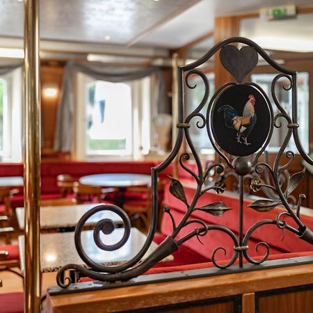 Gockerlwirt & Pilgerpension Altötting Exteriör bild